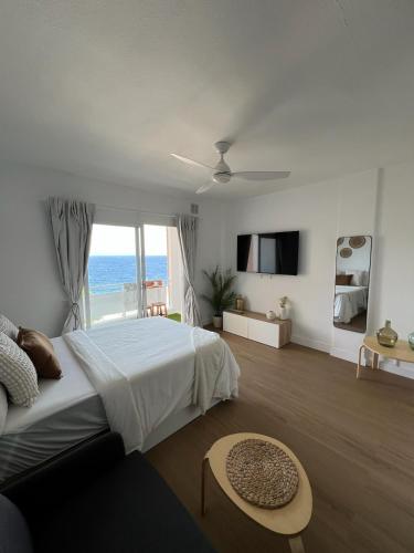 LĀ KAI - Piso Carabelas