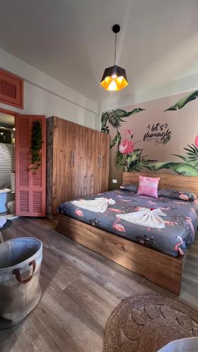 Llit o llits en una habitació de Byout Beirut’s M2