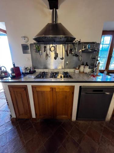 Una cocina o zona de cocina en Villa Disba