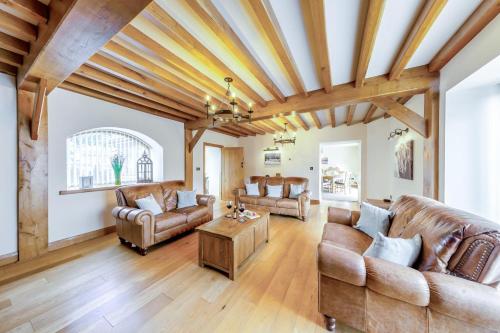 Χώρος καθιστικού στο 4 Bed in Talybont oc-y32384
