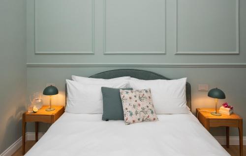 Chambre Double Deluxe - Vue Latérale sur Mer