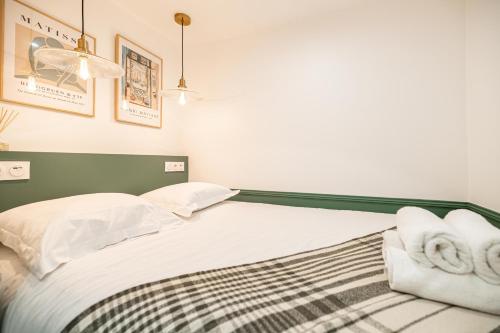 Two suites with AC in the heart of Old Nice, each with its own entrance