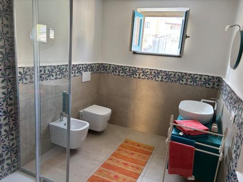 Ένα μπάνιο στο Josefine Apartment