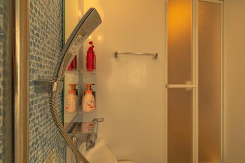 Salle de bains dans l'établissement 癒しの宿 古紗庵