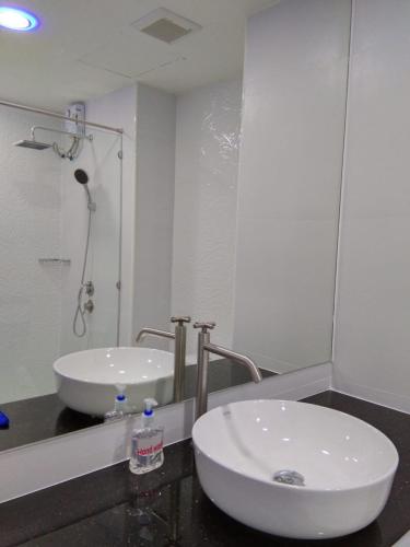 Ένα μπάνιο στο Viewtalay 6 Premium Suites