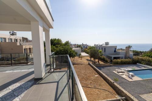 Bassein majutusasutuses Caesar Cliff Holiday Apartments või selle lähedal
