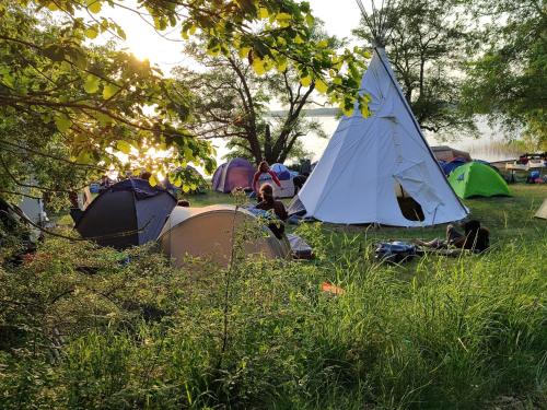 Φωτογραφία από το άλμπουμ του Tipi Camp für Gruppen direkt am See, an der Mecklenburger Seenplatte σε Furstenberg-Havel