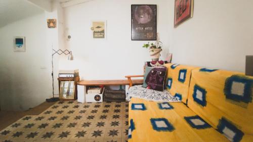 Casa Colorista En El Casco Antiguo