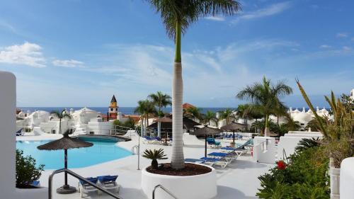Elegant Villa - Oceanview, Heated pool