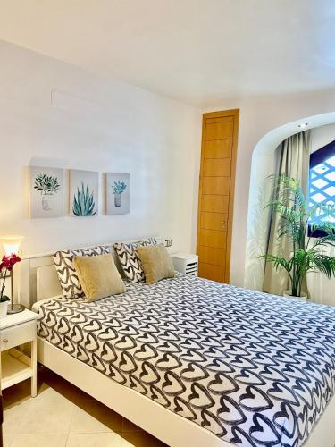 Elegant Villa - Oceanview, Heated pool