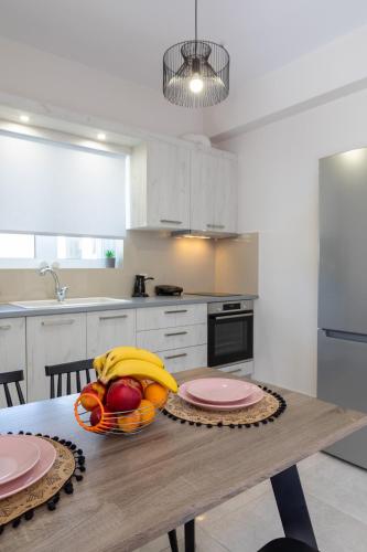 Η κουζίνα ή μικρή κουζίνα στο Effie's apartment