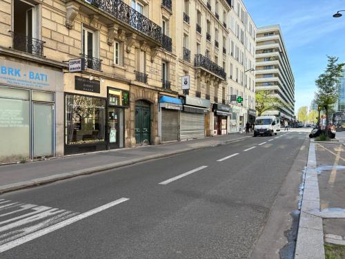 Paris 75014, France