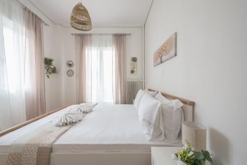 Ble Elia Thiseio Suite