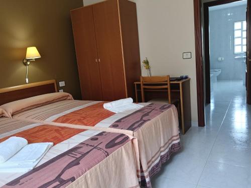 ポルト・ド・ソンにあるHostal León IIのギャラリーの写真
