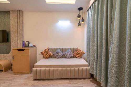 Coin salon dans l'établissement Excel Hotels & Resorts, Corbett