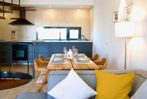 Atlantic Star - No Stress Holidays