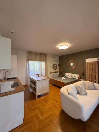 The Gardenian - 15 min from Athens Airport