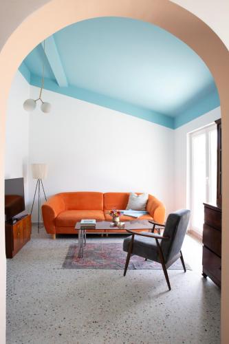 New Modern Beach Apartment