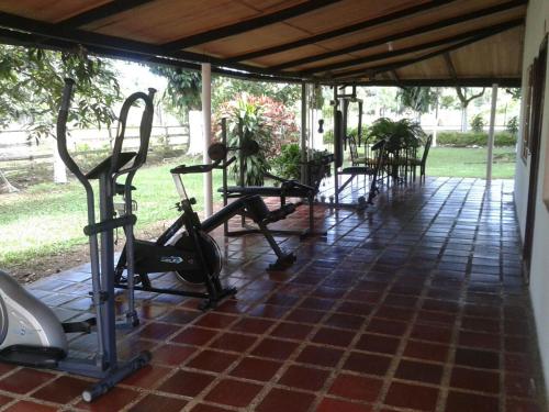 Fitness centrum a/nebo fitness zařízení v ubytování Hotel Campo Verde
