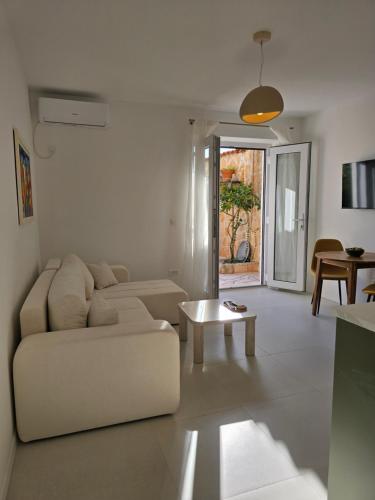 Provence Apartments