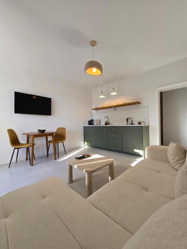 Provence Apartments