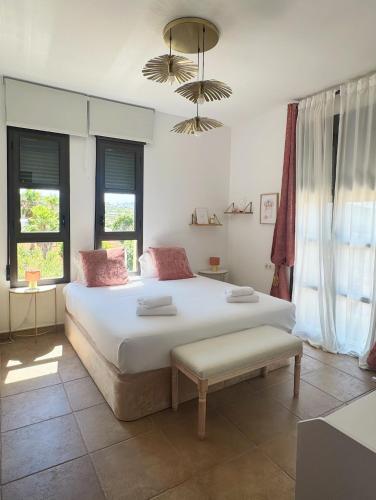 Luxury villa pool&beach paradise