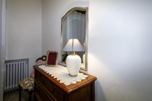 Valdera Toscana Vacanzeにあるベッド