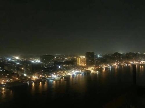 ابراج الخليج البحر الأعظم