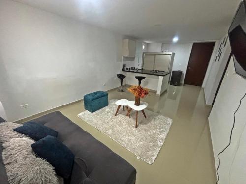 Η κουζίνα ή μικρή κουζίνα στο Exclusivo Apartamento Plaza Con Piscina