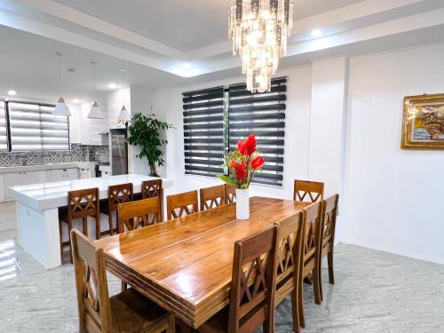 Imagen de la galería de Taylors Plantacion Resort- Grande Ground Floor, en Tangaro