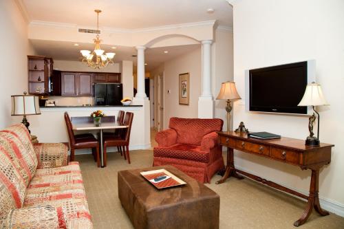 Gallery image of Emerald Greens Condo Resort in Tampa