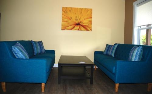 Un lugar para sentarse en Klippers Guest Suites