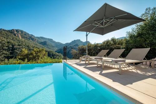 Luxury Villa for 8, private pool, airco, sea and mountain views