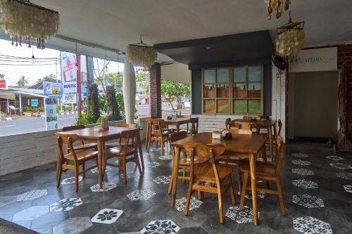 Restaurace v ubytování Attara Hostel Senggigi