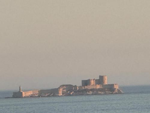 Appartement vue dominante sur la mer