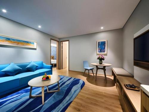 Μια τηλεόραση ή/και κέντρο ψυχαγωγίας στο Emerald Bay Hotel