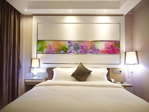 Postel nebo postele na pokoji v ubytování Lavande Hotel Xian Gaoxin Branch