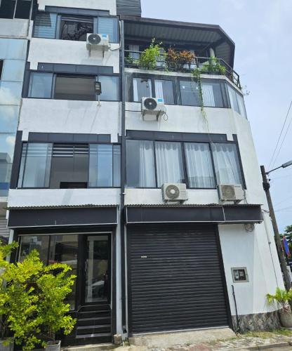 Bangunan di mana terletaknya inn ini