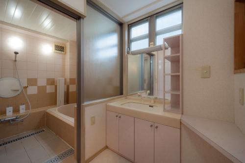 Mita Hillside Villa 4BR 3Bathrooms
