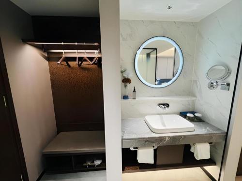 Ένα μπάνιο στο Yitel Premium Hotel Shanghai Xuhui