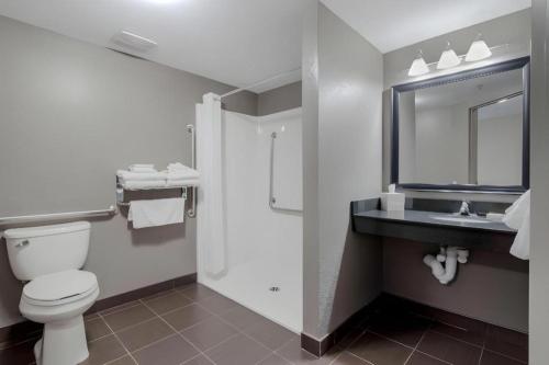 Gallery image of Best Western Plus Eastgate Inn & Suites in Regina