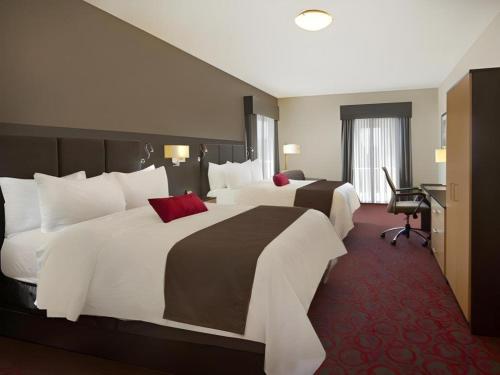 Gallery image of Best Western Plus Eastgate Inn & Suites in Regina