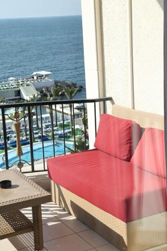 Μπαλκόνι ή βεράντα στο Riviera Hotel and Beach Lounge, Beirut