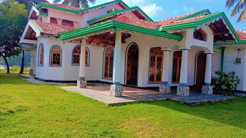 Gallery image of Sunbeam Family Resort in Chilaw