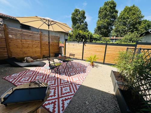 Taman di luar Atypique T2 Cosy Genay
