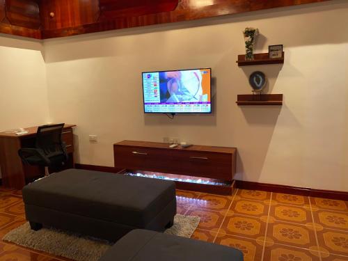 Photo de la galerie de l'établissement Perfect Relaxing King Suite with Free Parking & wifi, à Accra
