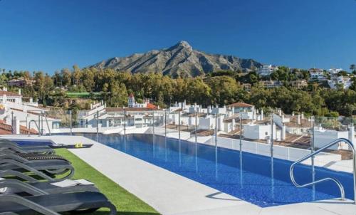 Modern and Stylish in Nueva Andalucia - RDR462