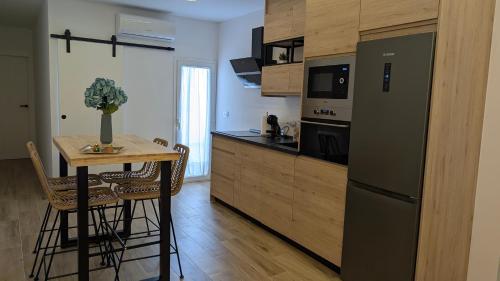 Dapur atau dapur kecil di Suite con jacuzzi y chimenea en Torredonjimeno - La suite de Don Ximeno