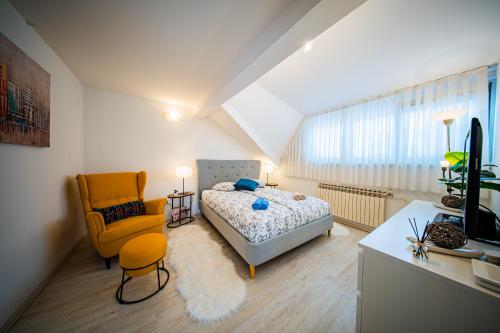Zagreb 175 - 2 Bedrooms - Terrace New - Apartment - Flexible Keybox Entry - Modern - Monthly Rent - WiFi