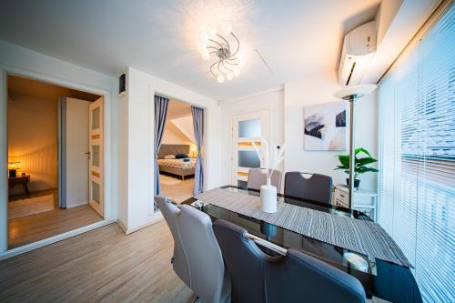 Zagreb 175 - 2 Bedrooms - Terrace New - Apartment - Flexible Keybox Entry - Modern - Monthly Rent - WiFi